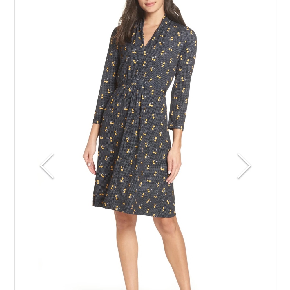 [NWT] French Connection Aventine Jersey V Neck Dress, size 2
